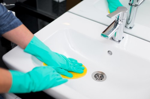 Professional carpet cleaning in Kennington focused on deep cleaning and fiber care